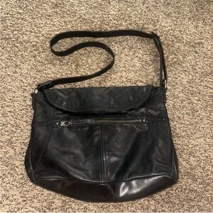 Elegant Black Leather Shoulder Bag